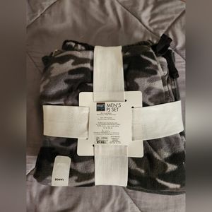 Men's PJ Set size L